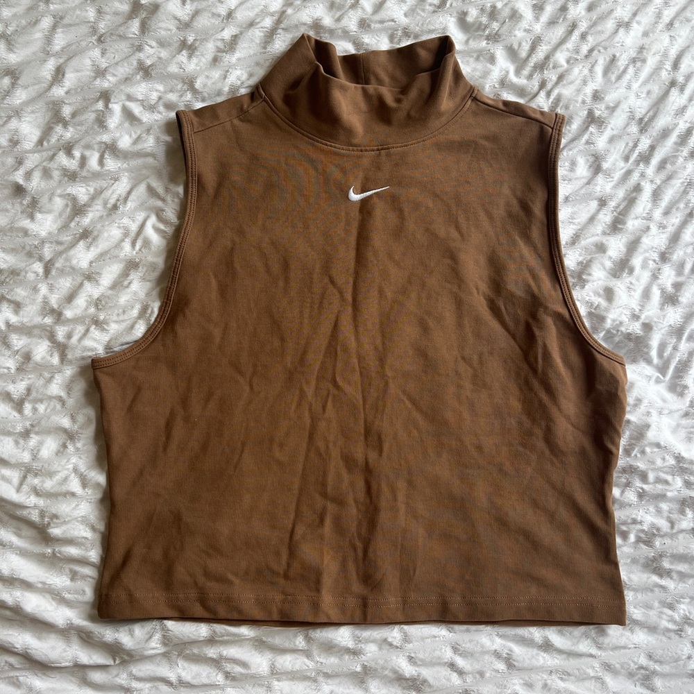 Nike crop mock neck tank